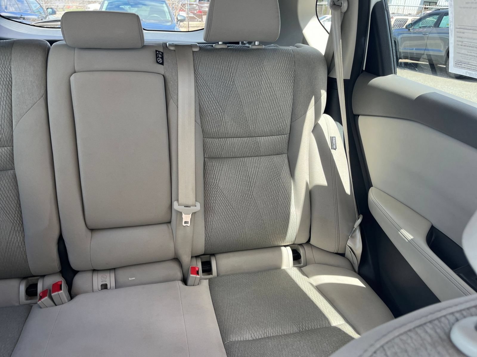 Used 2025 Nissan Rogue SV FWD image 38