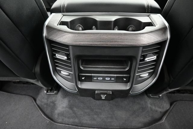 Used 2026 RAM 1500 Laramie AWD/4WD image 24