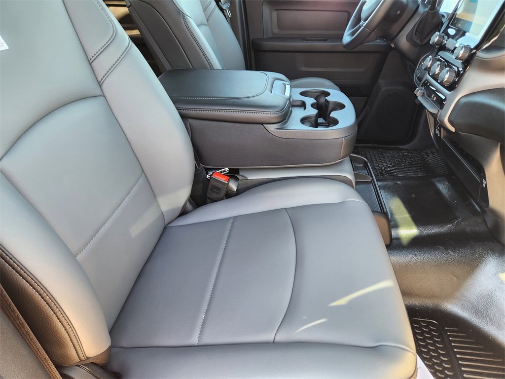 New 2026 RAM 2500 Tradesman w/ Chrome Appearance Group image 9