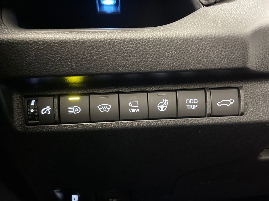 New 2025 Toyota RAV4 XSE image 28