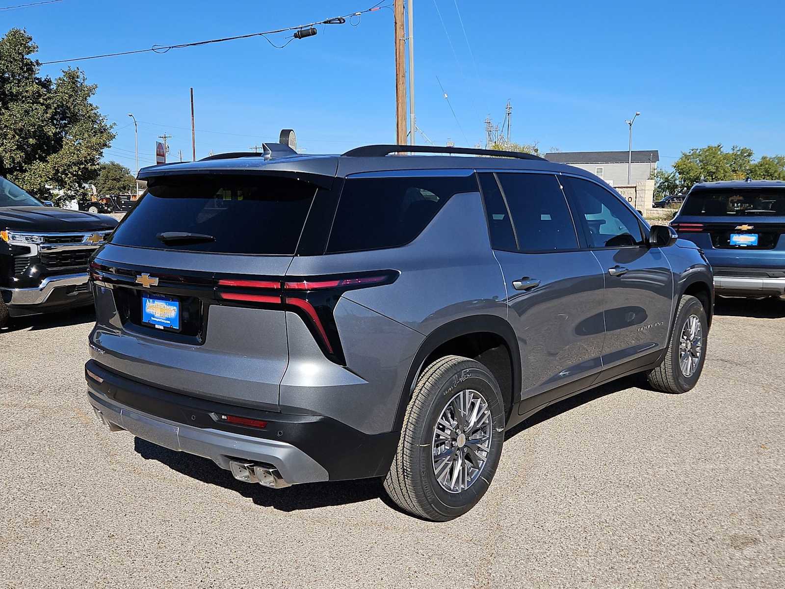 New 2026 Chevrolet Traverse LT image 8