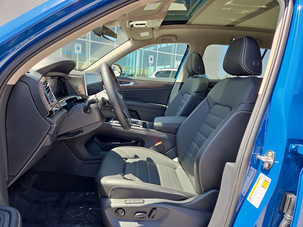 Used 2025 Volkswagen Atlas SEL image 20