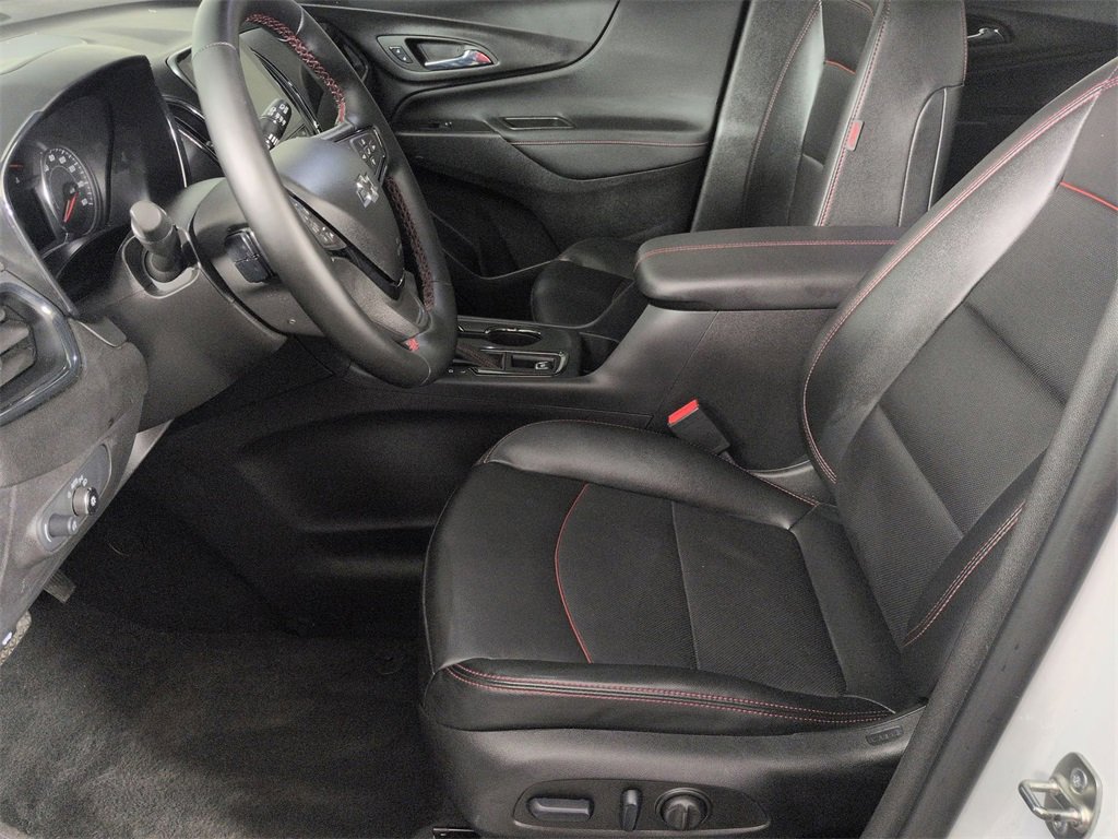 Certified 2024 Chevrolet Equinox RS w/ RS Leather Package image 19