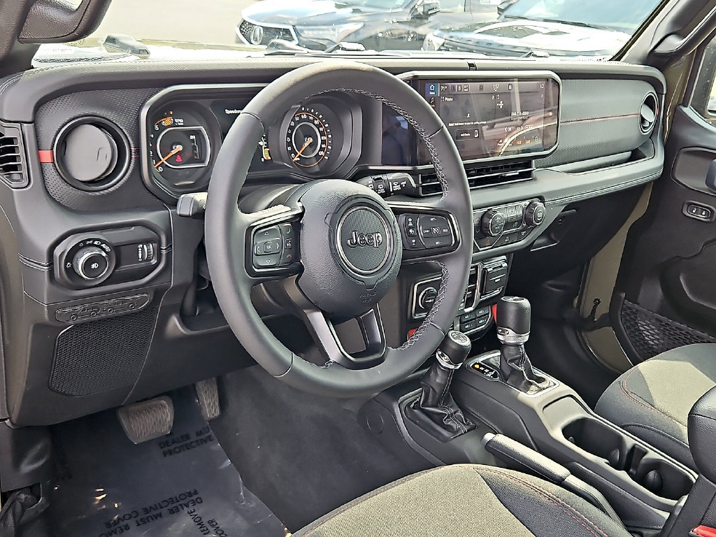 Used 2026 Jeep Wrangler Unlimited Rubicon AWD/4WD image 26