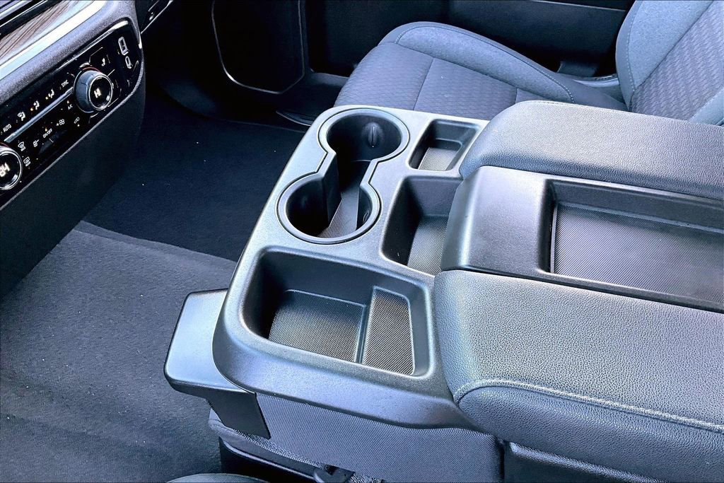 Used 2022 Chevrolet Silverado 1500 LT image 13
