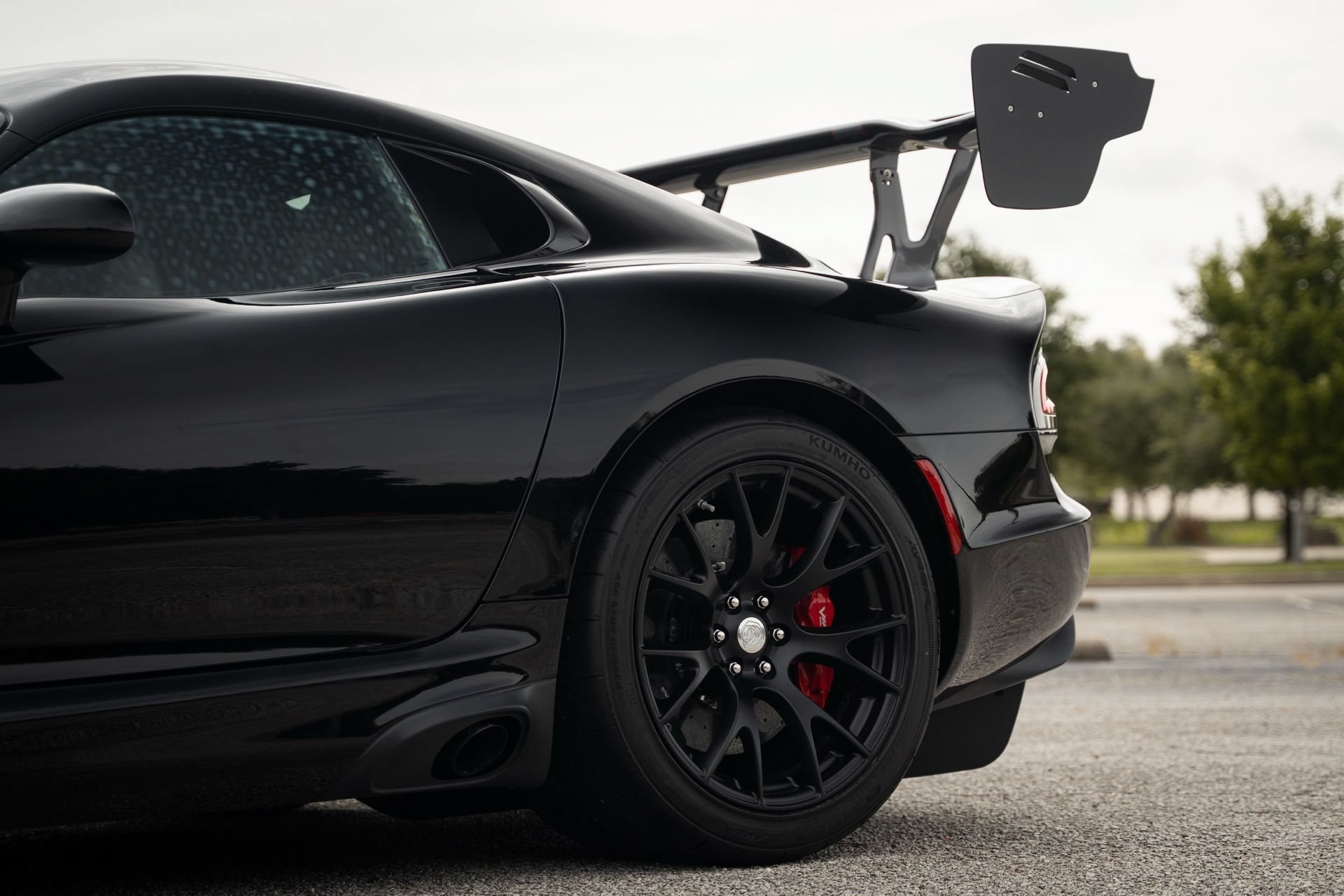 Used 2017 Dodge Viper GTC w/ ACR Package RWD image 16