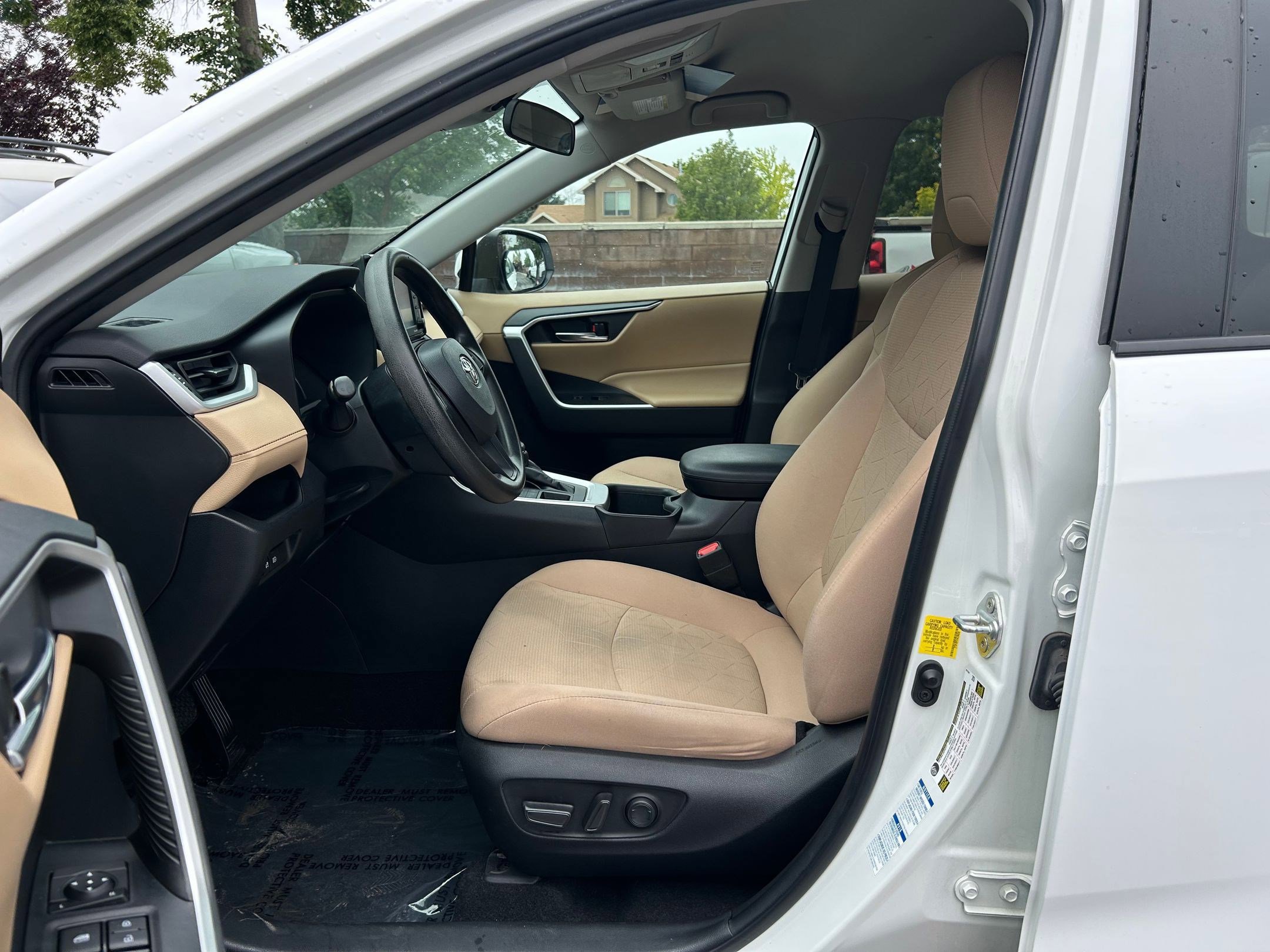 Certified 2022 Toyota RAV4 XLE AWD/4WD image 12