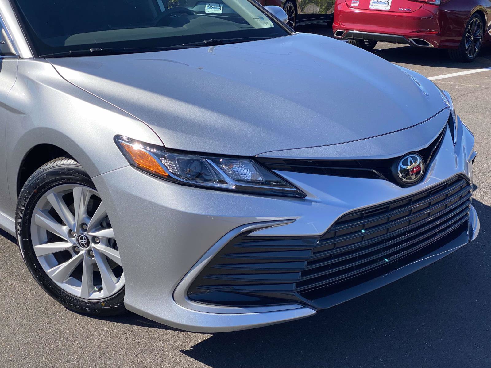 Used 2022 Toyota Camry LE FWD image 8