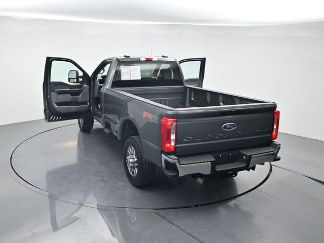 Certified 2025 Ford F350 XLT w/ FX4 Off-Road Package AWD/4WD image 39