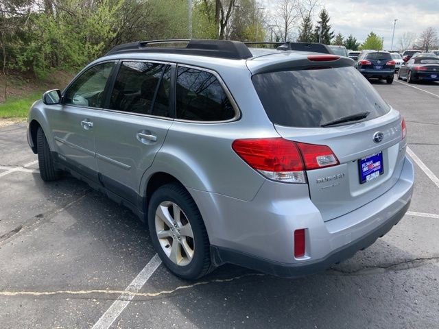 Used 2013 Subaru Outback 2.5i Limited AWD/4WD image 4