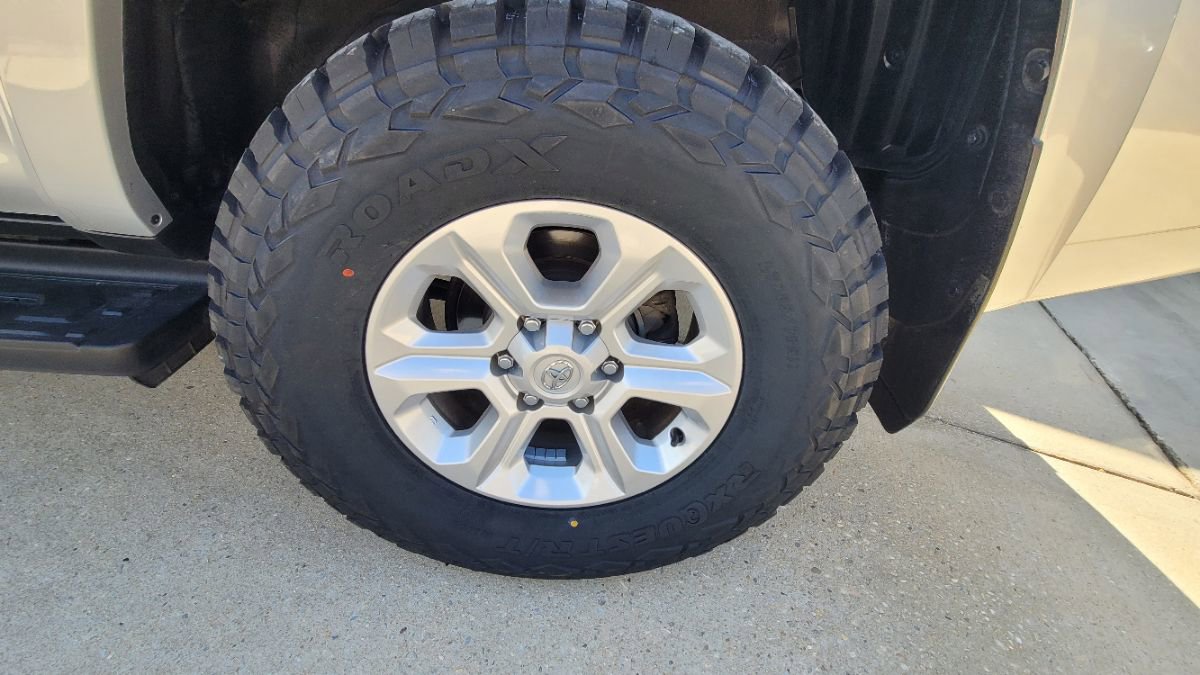 Used 2024 Toyota 4Runner SR5 image 27