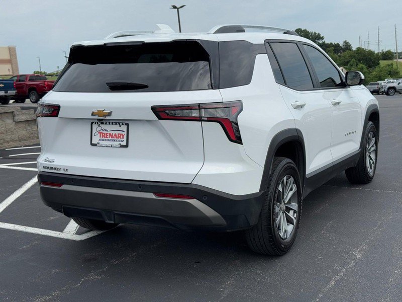 Used 2025 Chevrolet Equinox LT w/ Convenience Package II FWD image 3