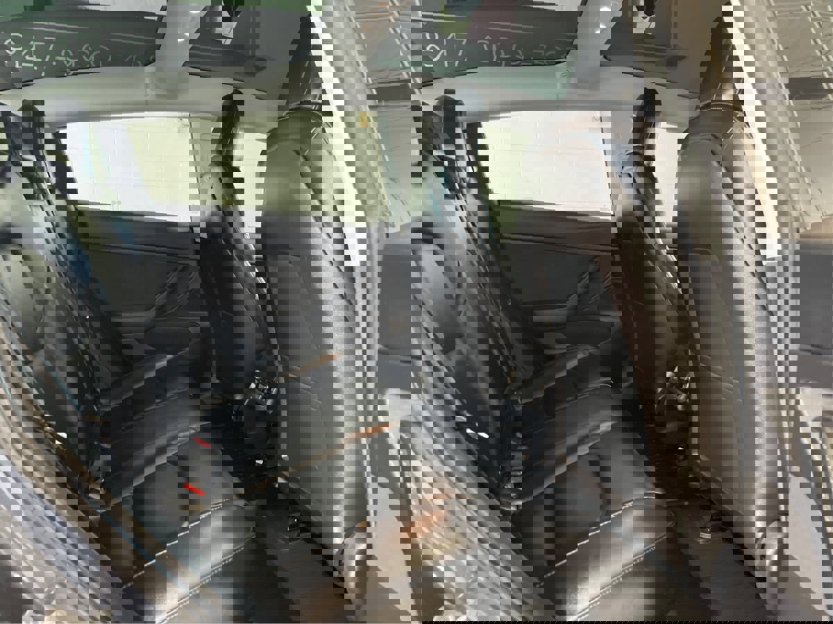 Used 2019 Tesla Model 3 Long Range image 15