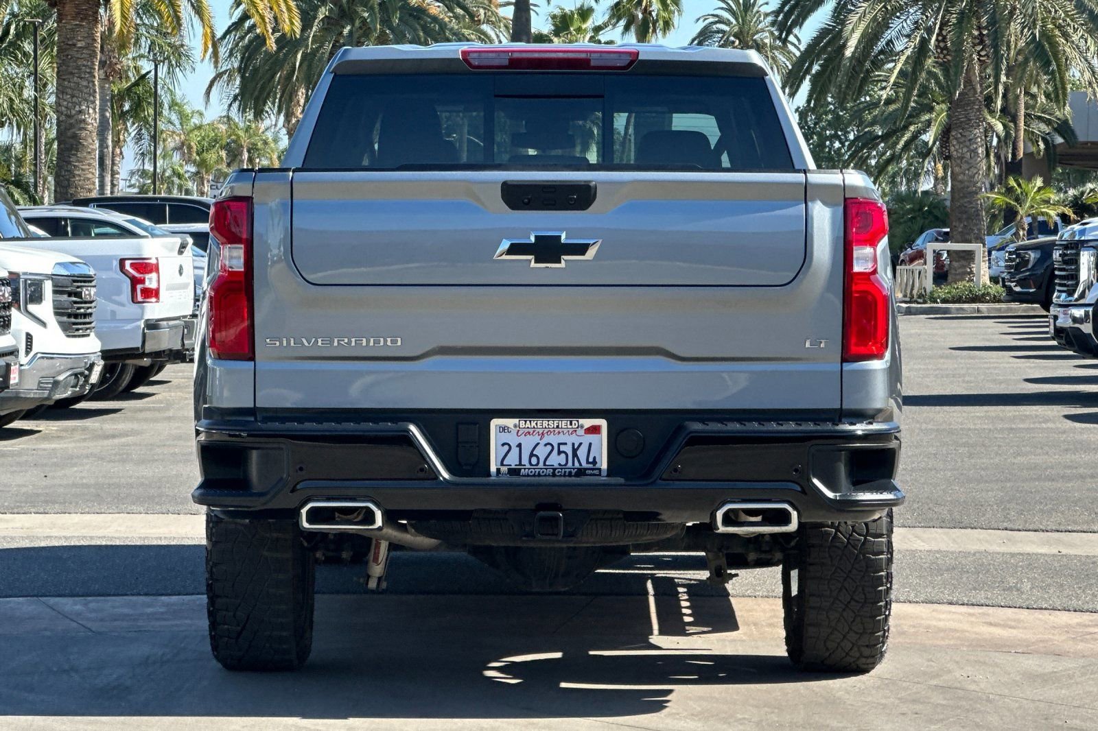 Used 2026 Chevrolet Silverado 1500 LT Trail Boss w/ LT Trail Boss Premium Package AWD/4WD image 5