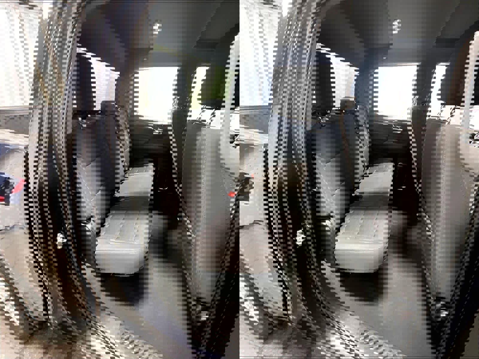 Used 2023 Chevrolet Silverado 1500 LT image 16