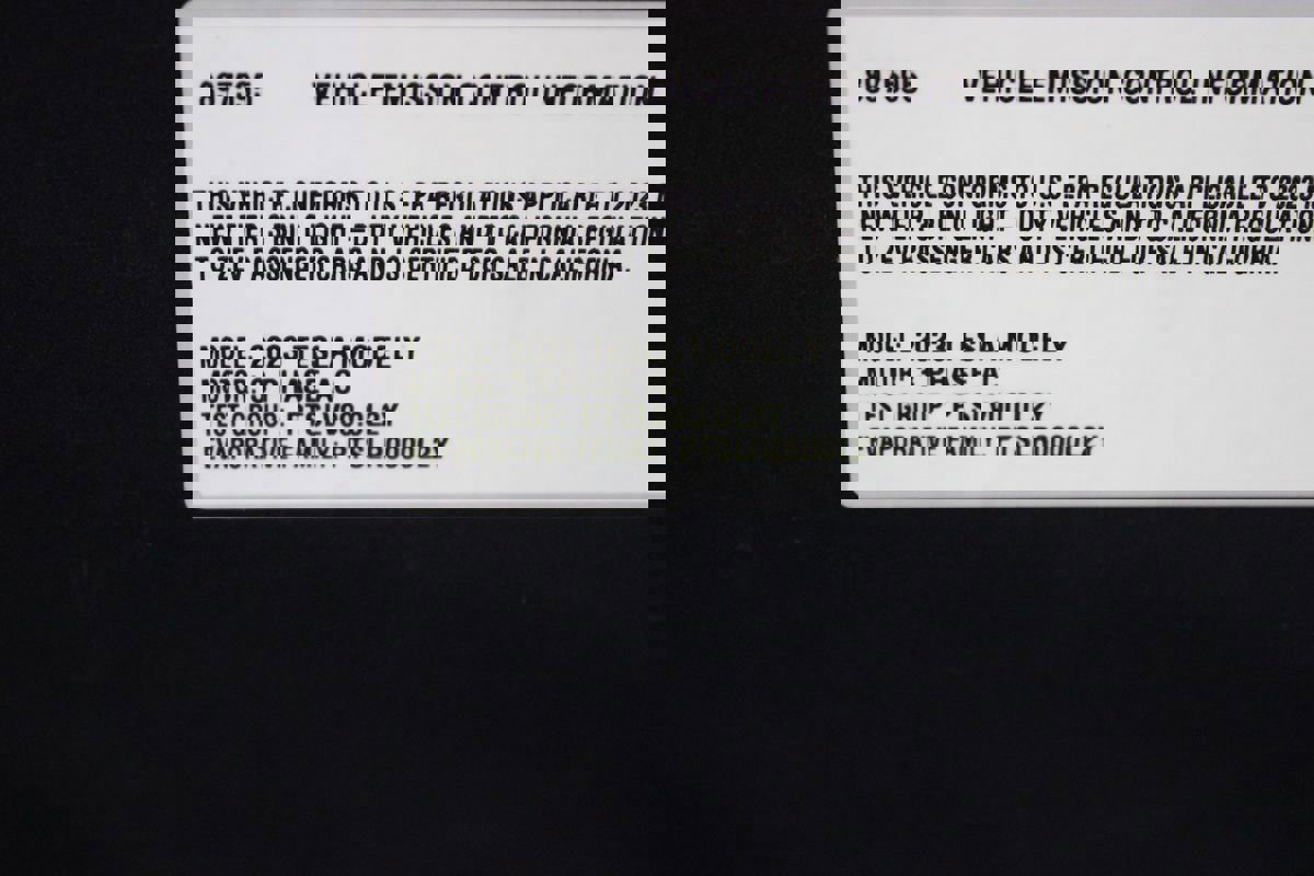 Used 2023 Tesla Model Y Performance image 40