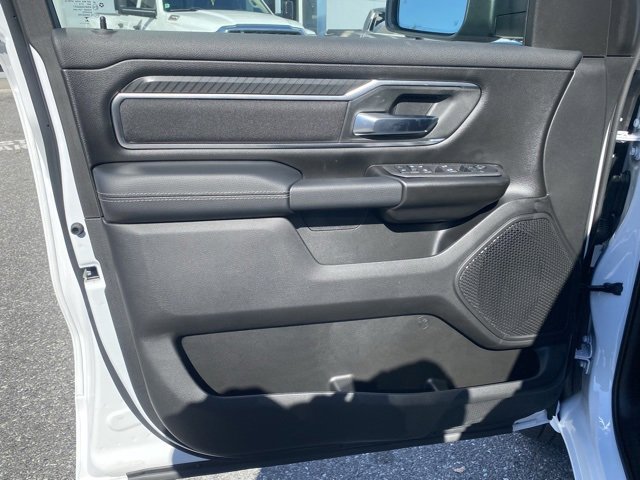 New 2026 RAM 1500 4x4 Crew Cab image 12