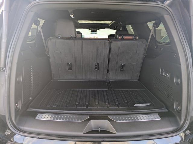 Used 2024 GMC Yukon XL Denali Ultimate image 10