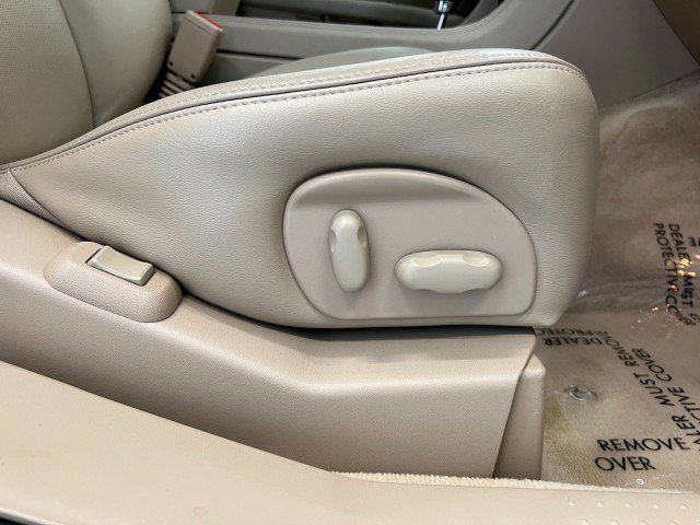 Used 2008 Cadillac SRX AWD image 18