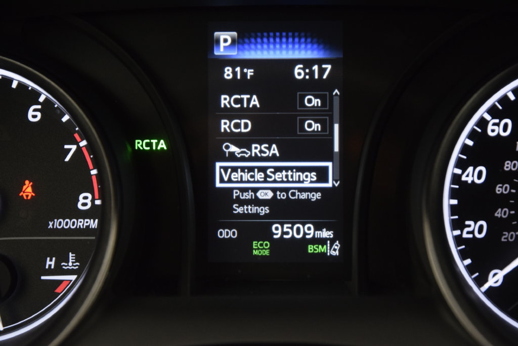 Used 2024 Toyota Camry SE w/ Convenience Package FWD image 25