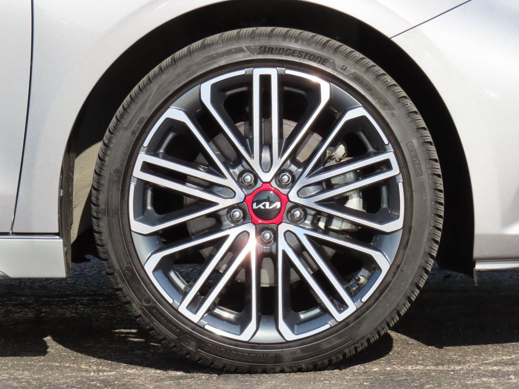 Used 2024 Kia Forte GT FWD image 16