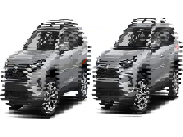 Used 2025 Toyota RAV4 XLE w/ Convenience Package image 4