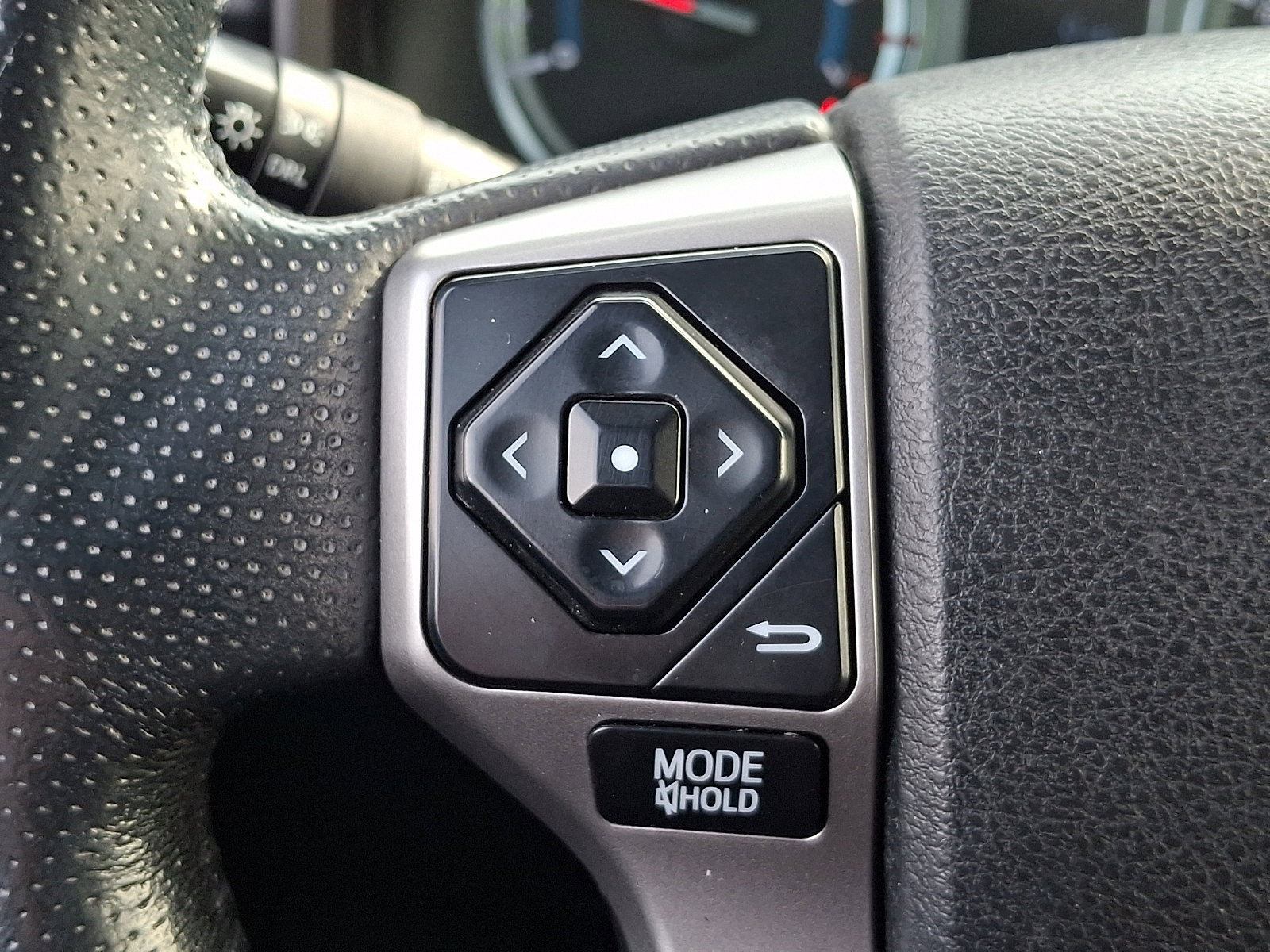 Used 2016 Toyota 4Runner SR5 image 21