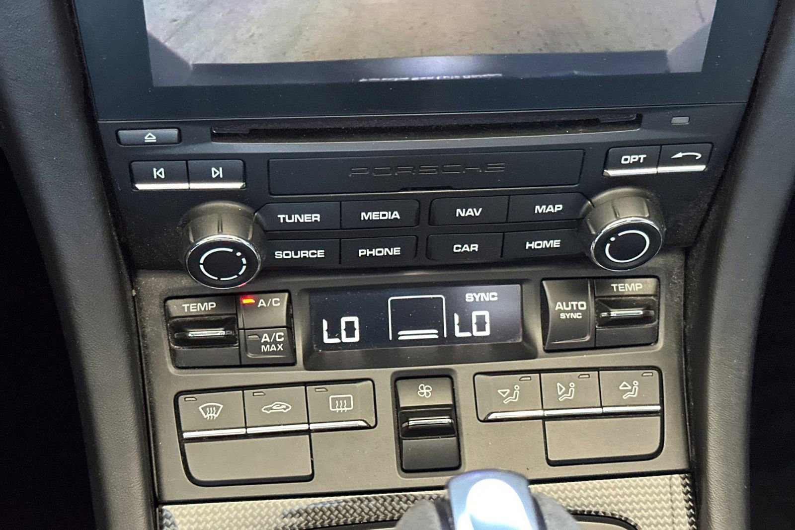 Used 2018 Porsche 911 GT2 RS w/ Weissach Package image 23