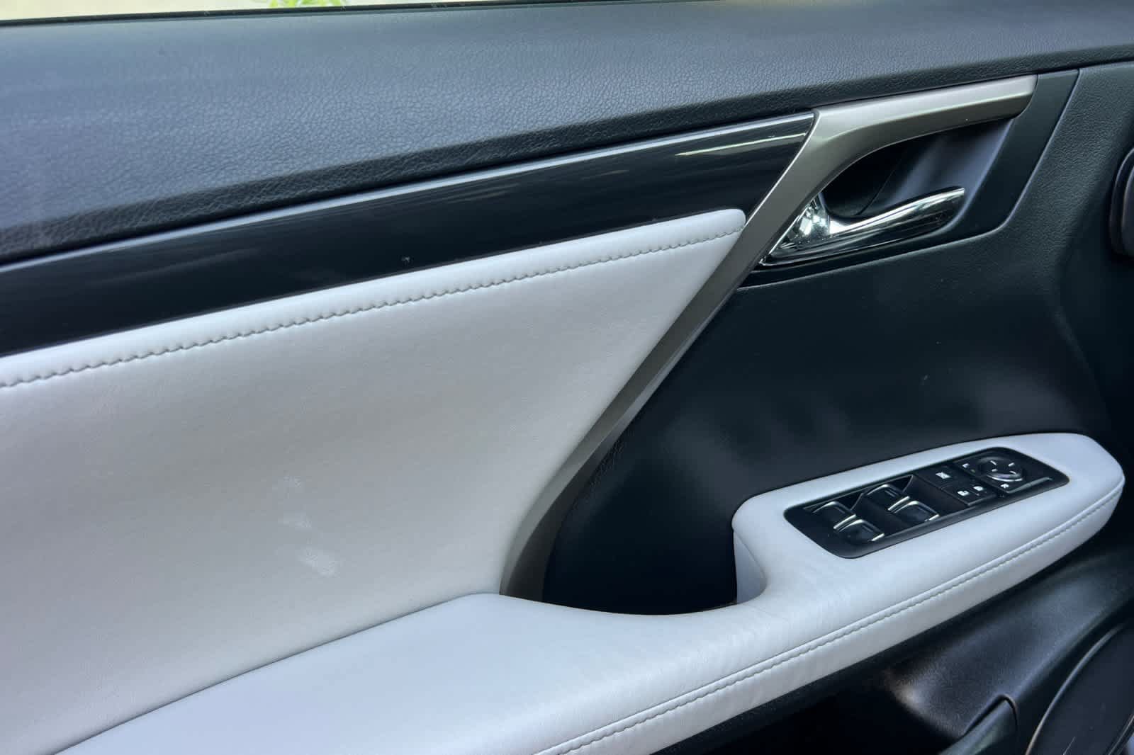 Used 2017 Lexus RX 350 FWD image 12