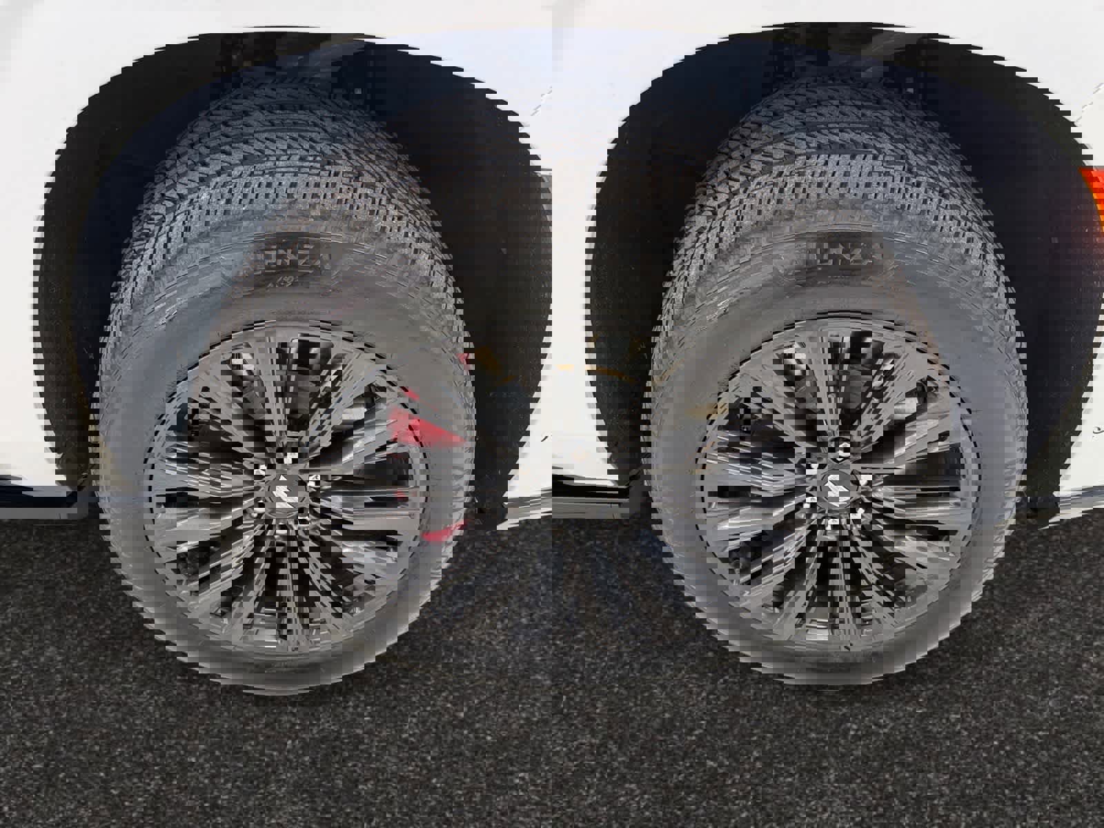 Used 2023 Cadillac Escalade V w/ LPO, ONYX Package image 8