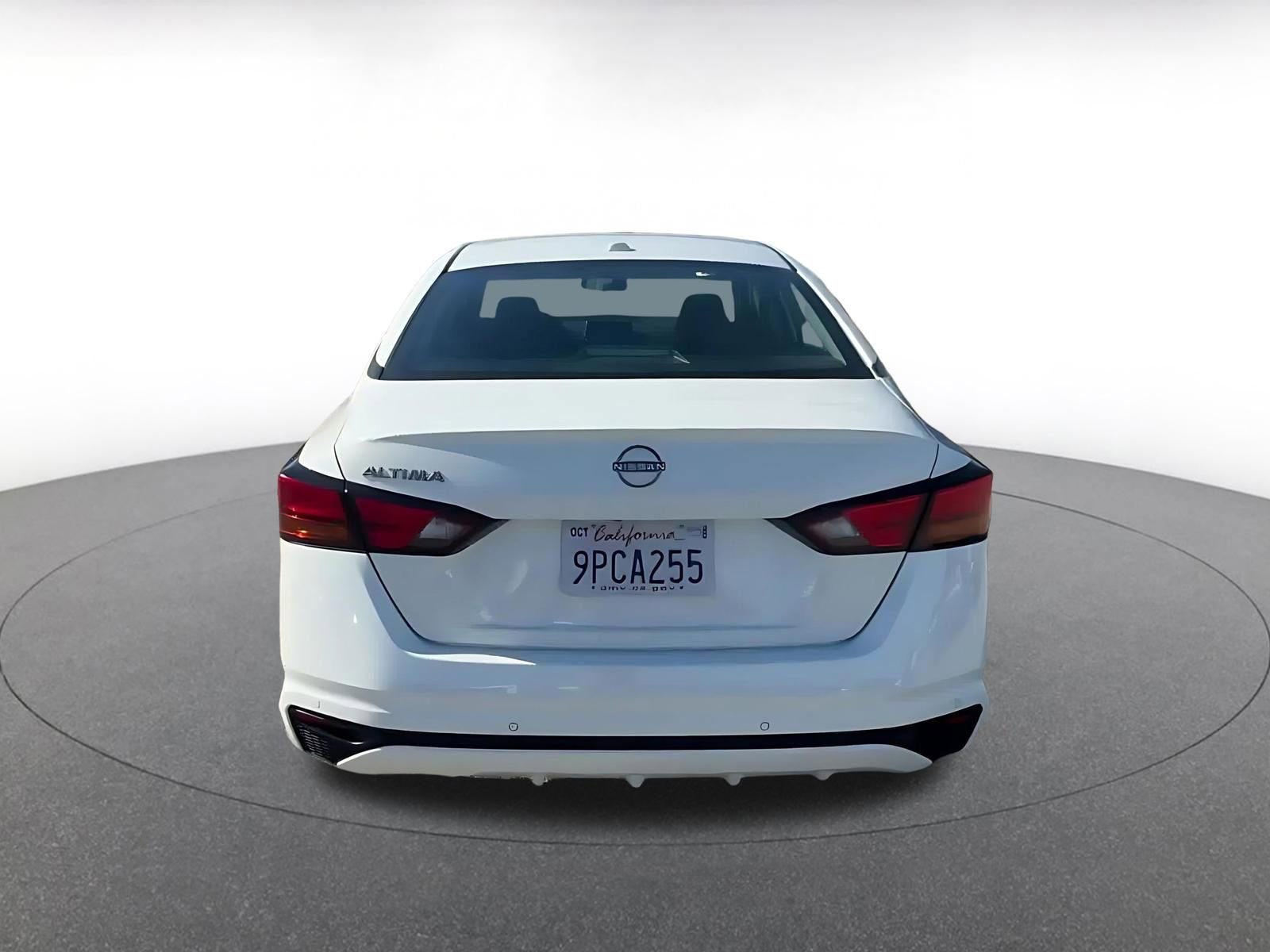 Used 2025 Nissan Altima 2.5 SV image 12