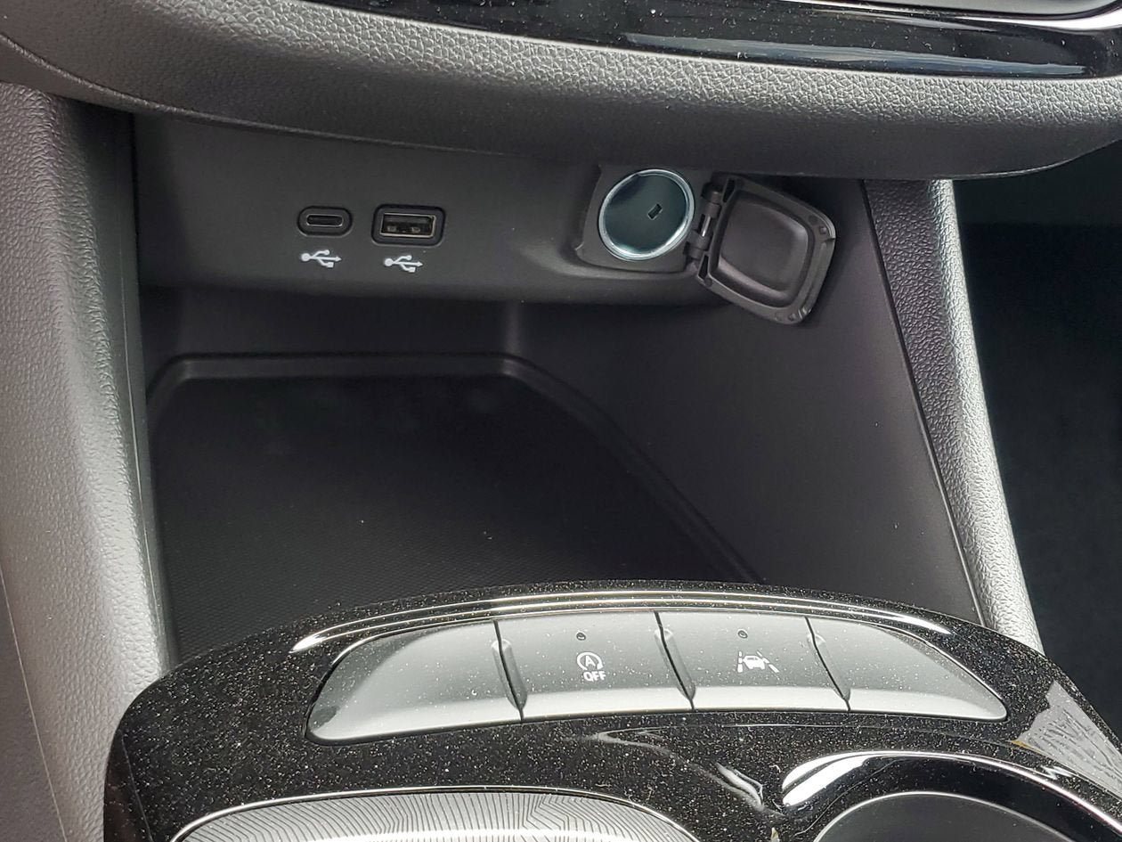 New 2026 Buick Envista Sport Touring w/ Convenience I Package FWD image 23