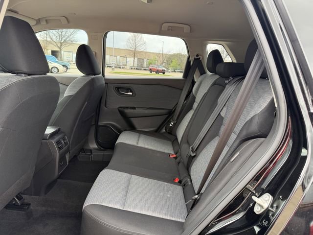 Used 2023 Nissan Rogue SV image 26