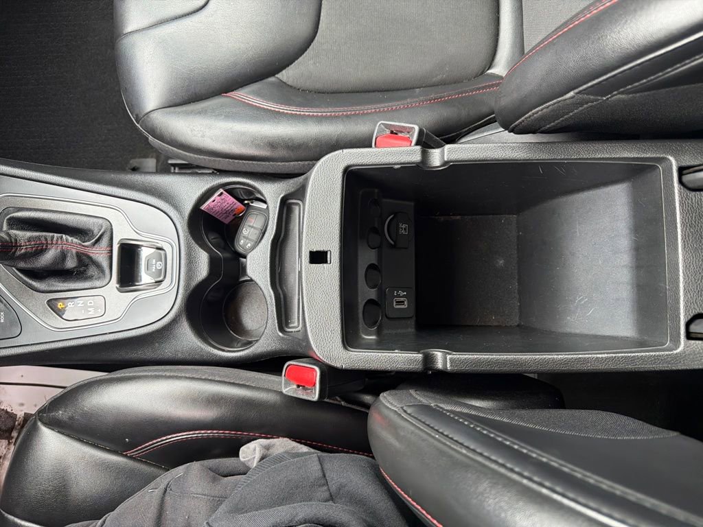 Used 2020 Jeep Cherokee Trailhawk w/ Cold Weather Group image 25