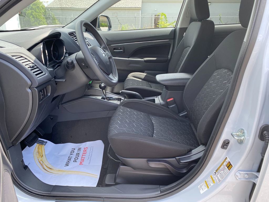 New 2025 Mitsubishi Outlander Sport ES image 12