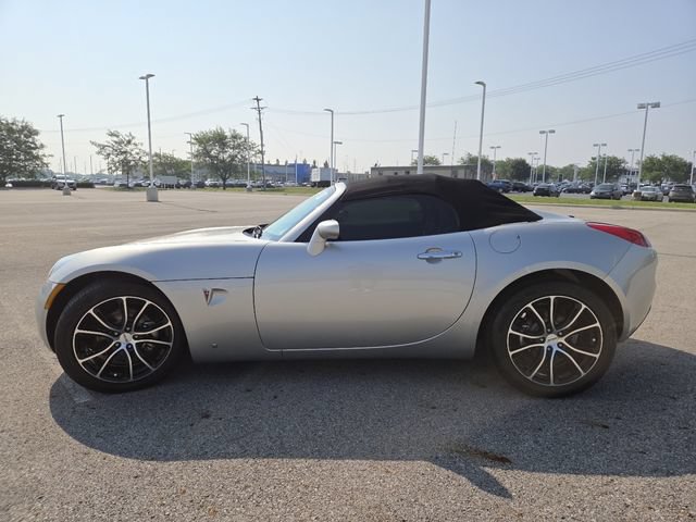 Used 2006 Pontiac Solstice Convertible w/ Premium Package RWD image 14