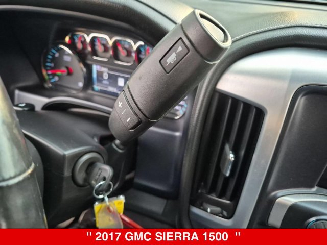Used 2017 GMC Sierra 1500 SLT w/ SLT Premium Package AWD/4WD image 28