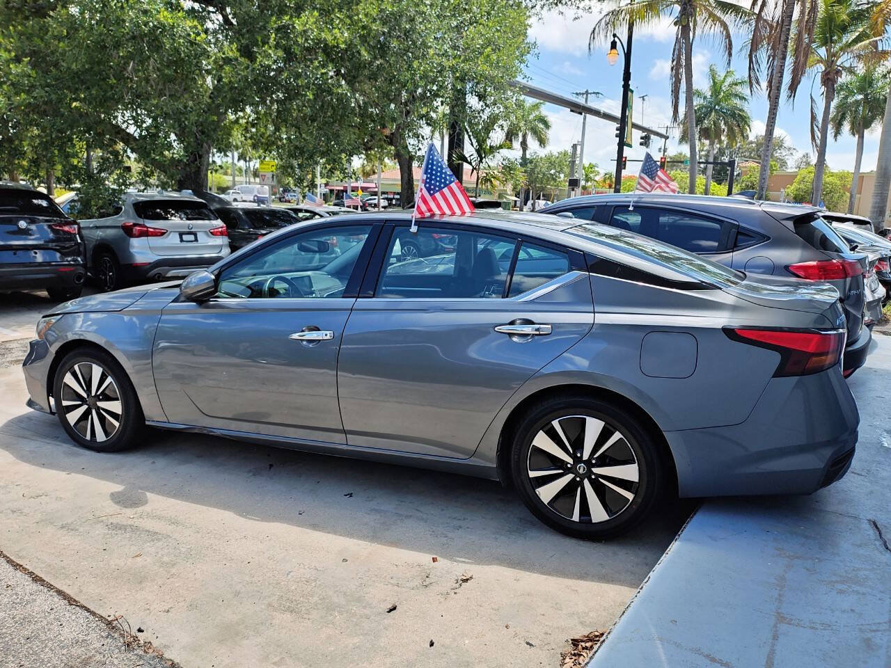 Used 2019 Nissan Altima 2.5 SL FWD image 10