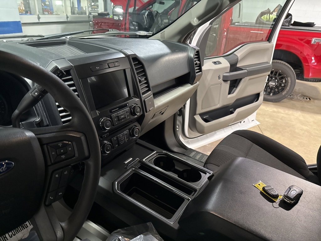 Used 2017 Ford F150 XL w/ Equipment Group 101A Mid image 25