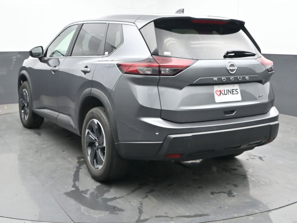 Used 2025 Nissan Rogue SV AWD/4WD image 9