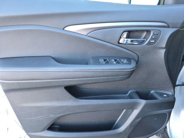 New 2026 Honda Ridgeline RTL image 18