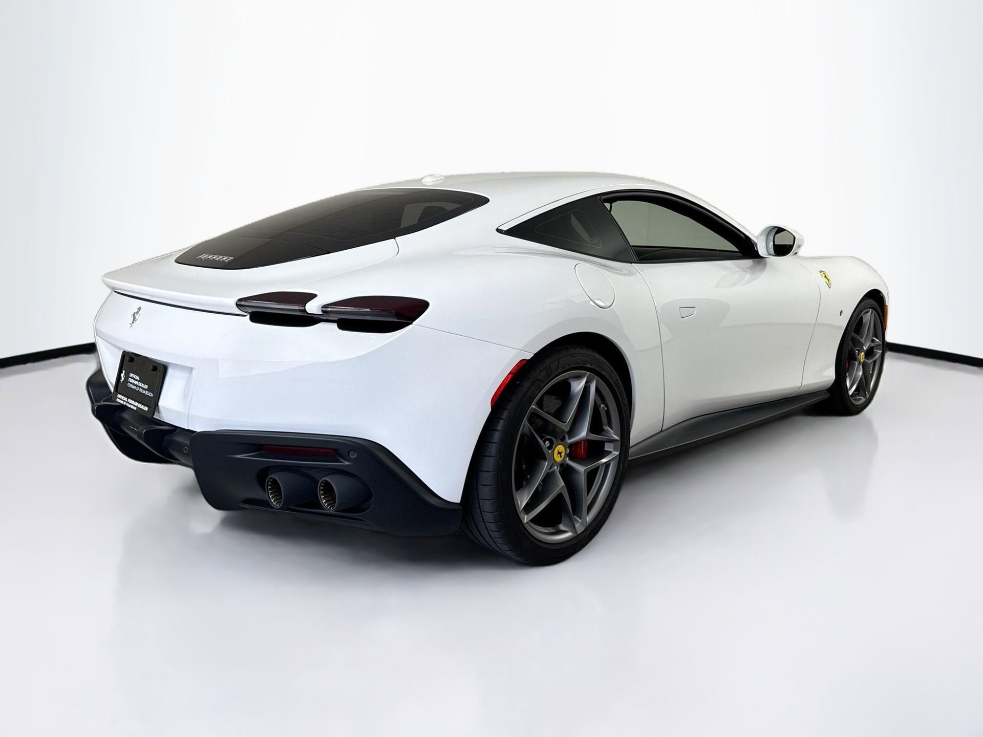 Certified 2023 Ferrari Roma image 7