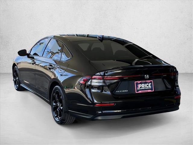 Certified 2025 Honda Accord SE image 3
