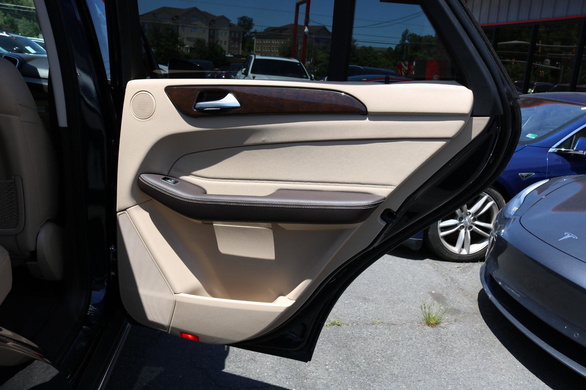 Used 2016 Mercedes-Benz GLE 350 RWD 4dr GLE 350 w/ Premium Package image 95