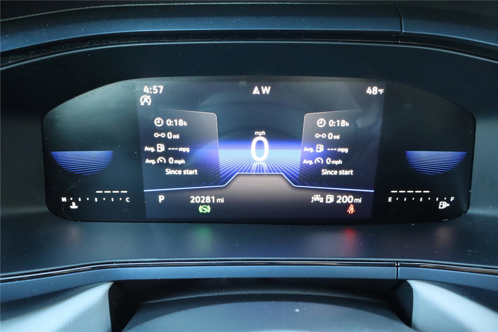 Certified 2023 Volkswagen Taos SE w/ Panoramic Sunroof Package image 18