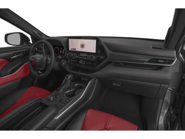 Used 2025 Toyota Highlander XSE AWD/4WD image 14