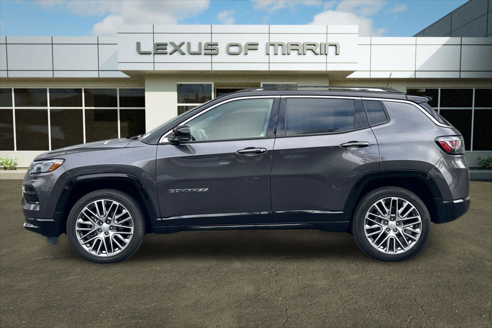Used 2022 Jeep Compass Limited w/ Elite Group image 2