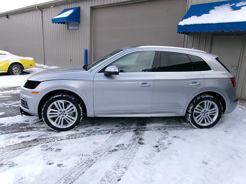 Used 2020 Audi Q5 2.0T Premium Plus w/ Premium Plus Package AWD/4WD image 5