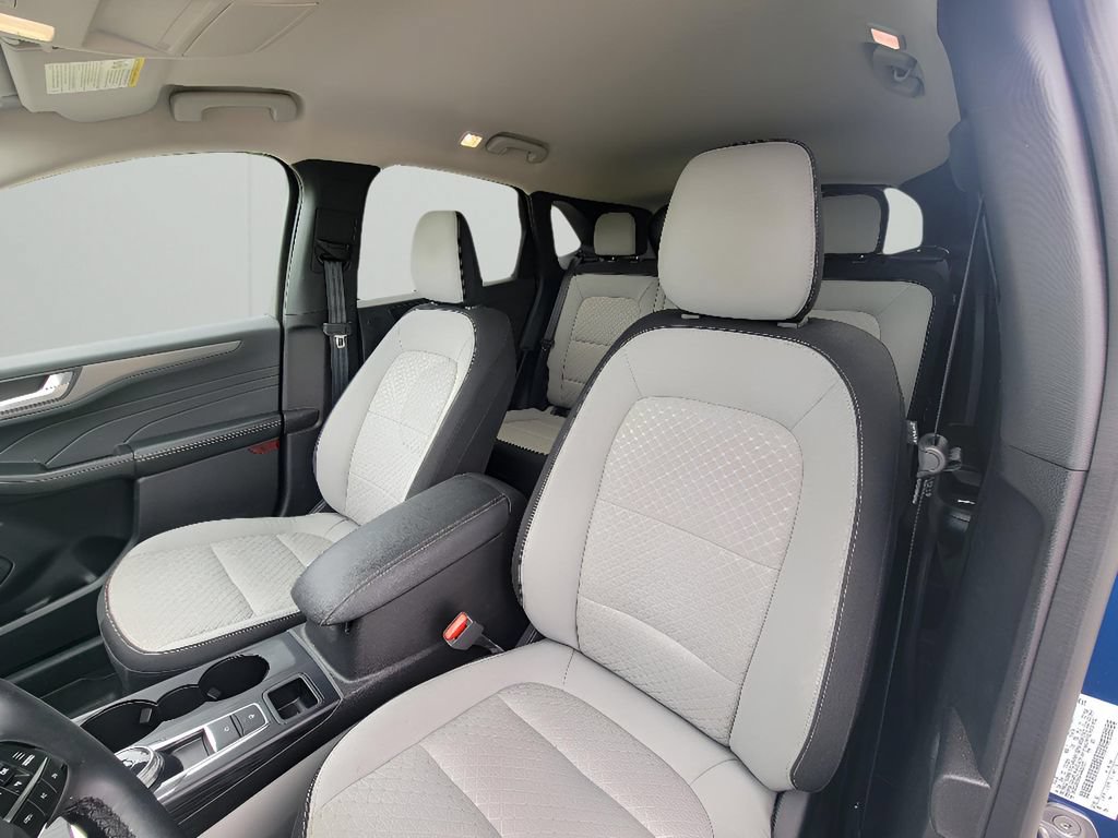 Used 2023 Ford Escape Active w/ Tech Pack #2 AWD/4WD image 10