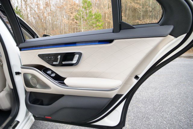 Used 2023 Mercedes-Benz S 580 4MATIC Sedan image 52